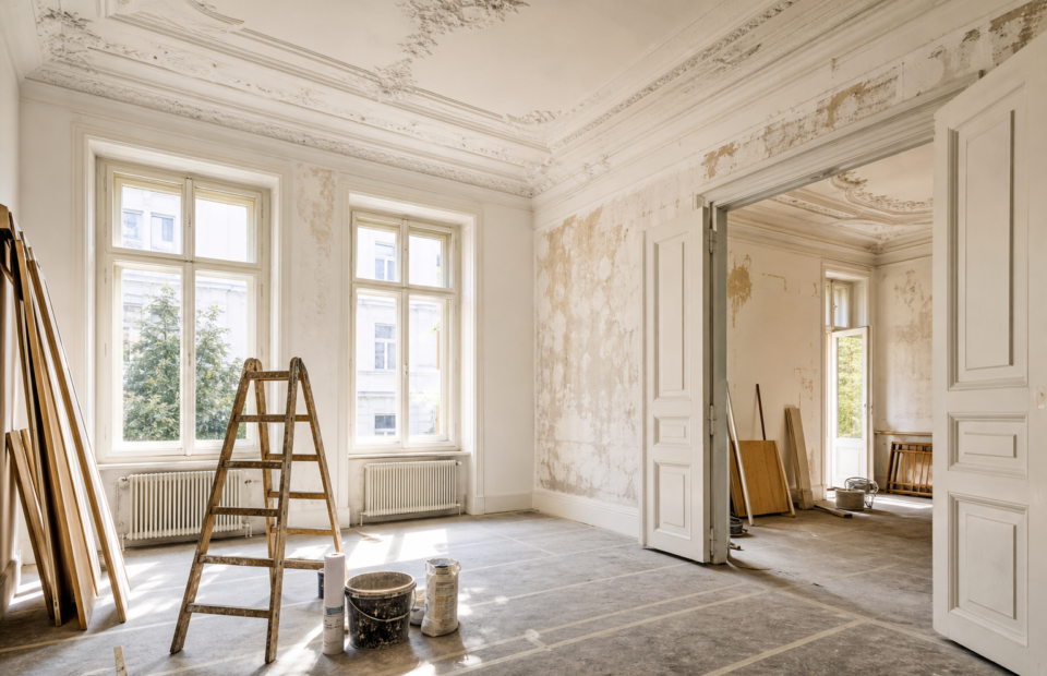 Titelbild zu „Altbau sanieren in Wien: Worauf es bei der Renovierung wirklich ankommt“